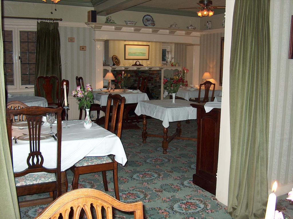 Crossways House Bed And Breakfast East Cowes Exterior foto