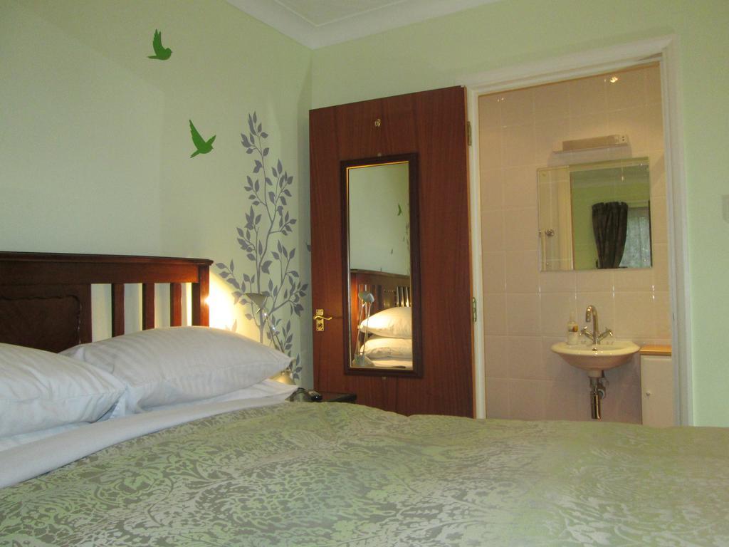 Crossways House Bed And Breakfast East Cowes Quarto foto